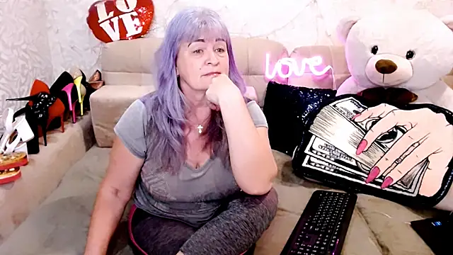 Snapshot of SiberiabBerry chatting on 05-11-26, 12:50 SiberiabBerry online show from 05-11-26, 12:50