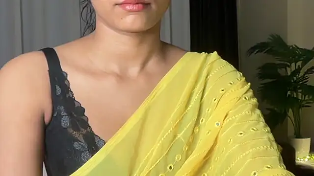 Snapshot of sexy_m23 chatting on 10-31-25, 05:31 sexy m23 online show from 10-31-25, 05:31