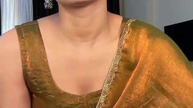 Snapshot of sexy_m23 chatting on 10-05-25, 04:25 sexy m23 online show from 10-05-25, 04:25