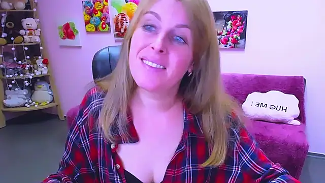 Hot Milady online show from 11-27-25, 08:37