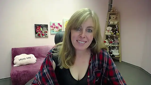 Hot Milady online show from 10-01-25, 07:46