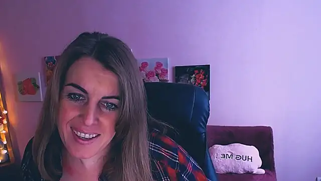 Hot Milady online show from 02-05-25, 07:39