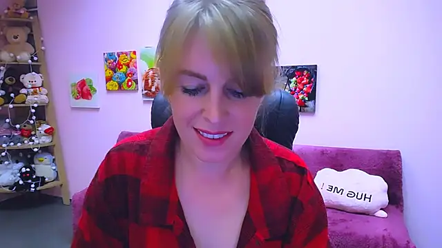 Hot Milady online show from 09-23-25, 07:15