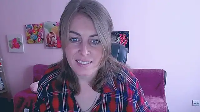 Hot Milady online show from 03-10-25, 08:28