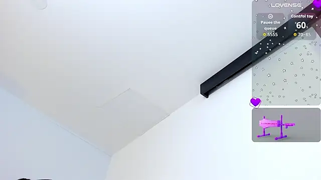 klhoe boobs online show from 11-23-25, 04:11