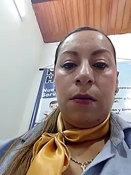Snapshot of Katalina_S3xy chatting on 10-17-25, 12:51 Katalina S3xy online show from 10-17-25, 12:51