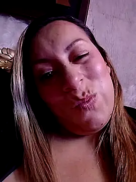 Snapshot of Katalina_S3xy chatting on 09-16-25, 12:44 Katalina S3xy online show from 09-16-25, 12:44
