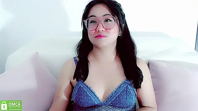 Snapshot of mariana_katto chatting on 02-27-25, 08:31 mariana katto online show from 02-27-25, 08:31