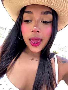 Mariangel 11 online show from 12-17-25, 02:11