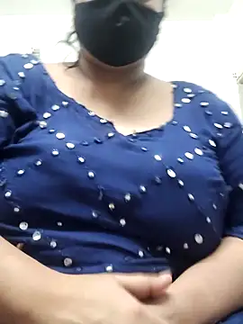 Snapshot of zeepe19 chatting on 11-07-25, 05:28 zeepe19 online show from 11-07-25, 05:28