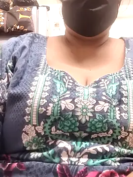 Snapshot of zeepe19 chatting on 12-03-25, 12:59 zeepe19 online show from 12-03-25, 12:59