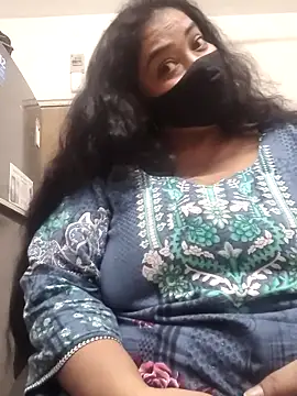 Snapshot of zeepe19 chatting on 11-26-25, 07:52 zeepe19 online show from 11-26-25, 07:52