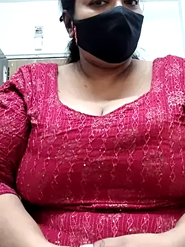 Snapshot of zeepe19 chatting on 11-14-25, 08:07 zeepe19 online show from 11-14-25, 08:07