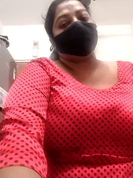 Snapshot of zeepe19 chatting on 11-15-25, 09:24 zeepe19 online show from 11-15-25, 09:24