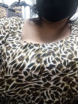 Snapshot of zeepe19 chatting on 12-13-25, 08:26 zeepe19 online show from 12-13-25, 08:26