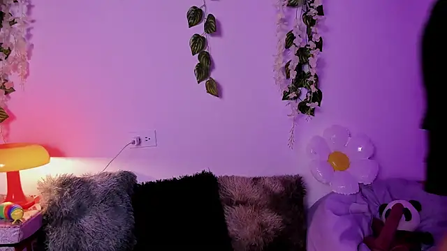 fernanda indie online show from 10-18-25, 07:38