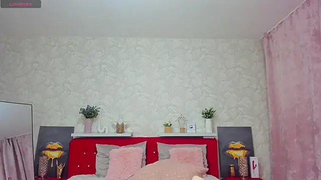 KattyPeachX online show from 06-17-26, 01:16