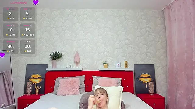 KattyPeachX online show from 09-19-25, 01:09