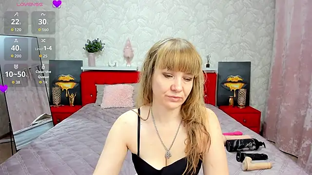KattyPeachX online show from 11-17-25, 01:09