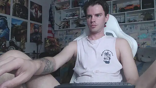 Snapshot of Mike_Burn chatting on 03-18-25, 10:39 Mike Burn online show from 03-18-25, 10:39