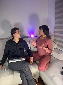 Snapshot of tiana_nave chatting on 02-17-26, 01:47 tiana nave online show from 02-17-26, 01:47