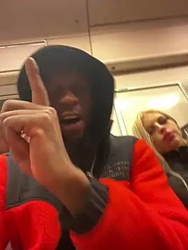 MacTroy online show from 04-12-26, 08:12