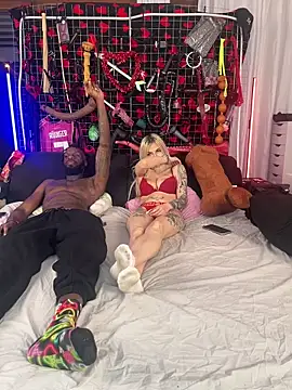 MacTroy online show from 02-19-26, 08:28