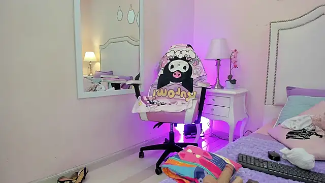 Snapshot of KIMAPRIL chatting on 09-13-25, 07:36 KIMAPRIL online show from 09-13-25, 07:36