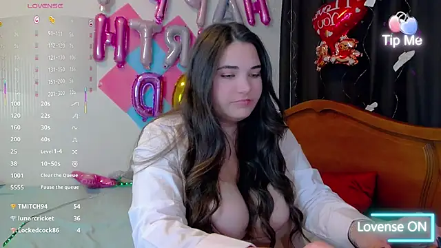 Snapshot of Lillianhot68 chatting on 02-20-25, 04:58 Lillianhot68 online show from 02-20-25, 04:58