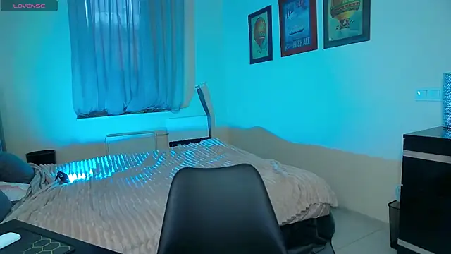 Lillianhot68 online show from 04-13-26, 06:50