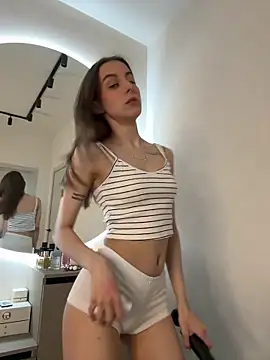 HellPeach online show from 03-14-25, 01:35