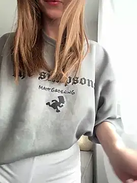 HellPeach online show from 03-05-25, 12:22