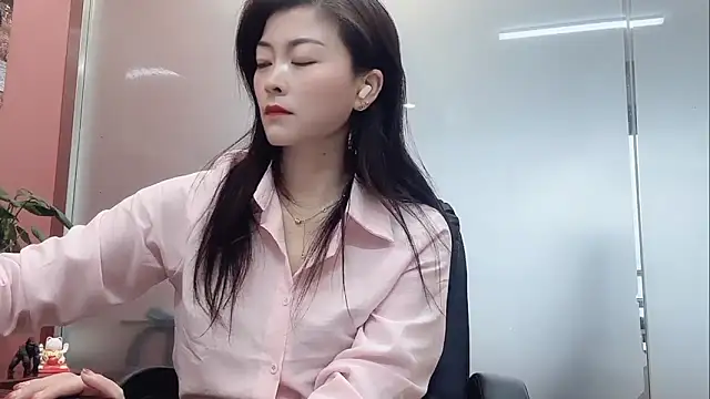 QianF-666 online show from 03-17-26, 03:20