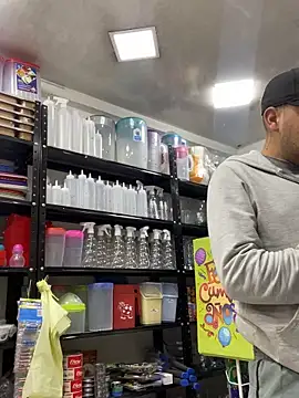 JuanZapata33 online show from 11-23-25, 08:19