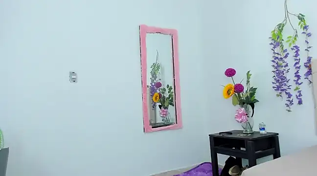  Melany1 online show from 03-04-25, 10:27