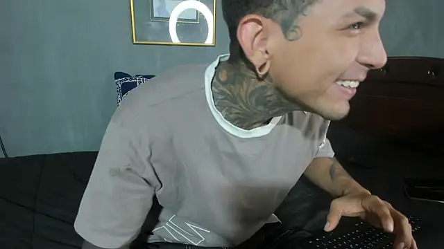 Travistanner 28 online show from 02-23-26, 03:01