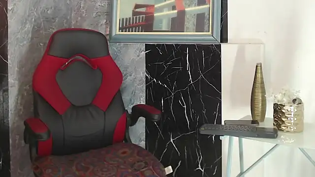 Snapshot of FRAN_DESS chatting on 04-05-26, 08:59 FRAN DESS online show from 04-05-26, 08:59