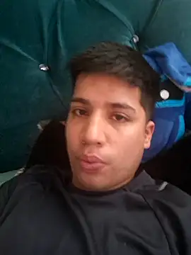 Snapshot of Randy_horny chatting on 10-26-25, 09:15 Randy horny online show from 10-26-25, 09:15