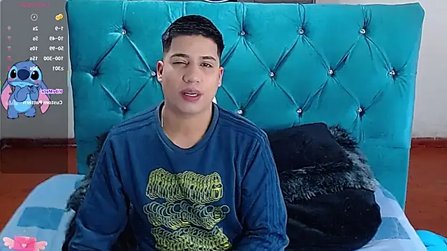 Snapshot of Randy_horny chatting on 09-18-25, 05:49 Randy horny online show from 09-18-25, 05:49