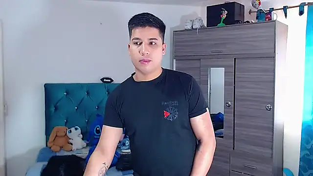 Snapshot of Randy_horny chatting on 01-08-26, 04:02 Randy horny online show from 01-08-26, 04:02