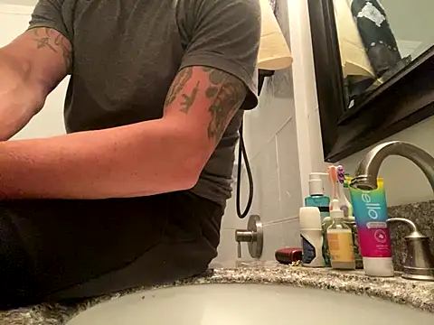 Gman143187 online show from 10-05-25, 08:16