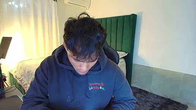 man dur07 online show from 12-20-25, 07:39