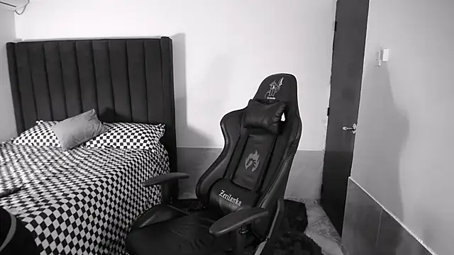 man dur07 online show from 10-30-25, 10:50