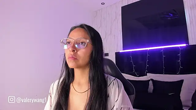 Valery wang online show from 09-11-25, 11:54