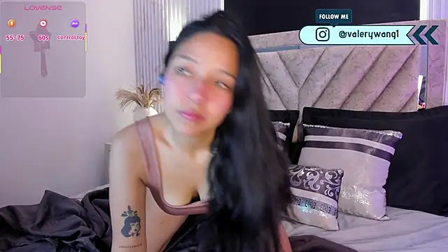 Valery wang online show from 02-17-26, 12:24