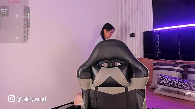 Valery wang online show from 09-23-25, 11:39