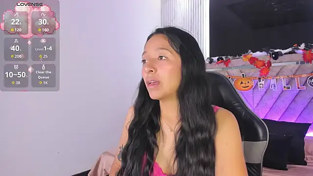 Valery wang online show from 10-30-25, 11:52