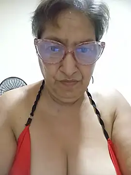 florecita69 online show from 07-24-26, 02:29