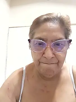 florecita69 online show from 01-16-26, 02:43