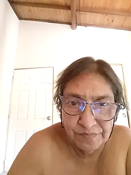 florecita69 online show from 10-23-25, 04:16